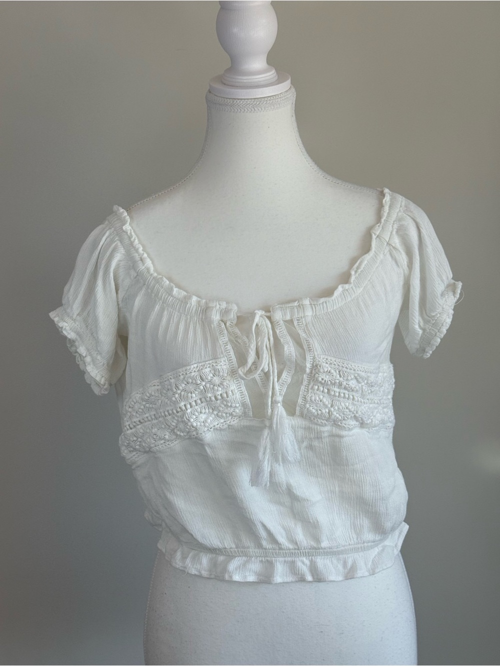 Silver Jeans Co. White Boho Peasant Crop Top Tassel Tie Women’s Medium - Picture 2 of 6